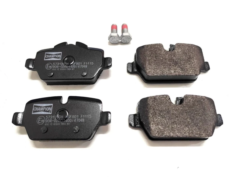 Image of Brake pad set CHAMPION 573136CH