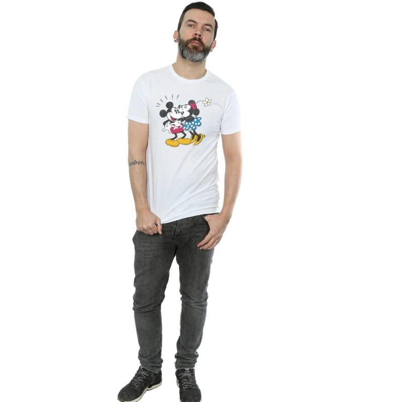 Image of Disney Men Mickey Mouse Mickey And Minnie Kiss T-Shirt in White Size: large White L Male 5057245562706