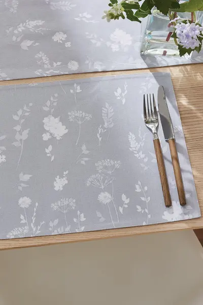 Image of Catherine Lansfield 'Meadowsweet Floral' Place Mat Pair Grey