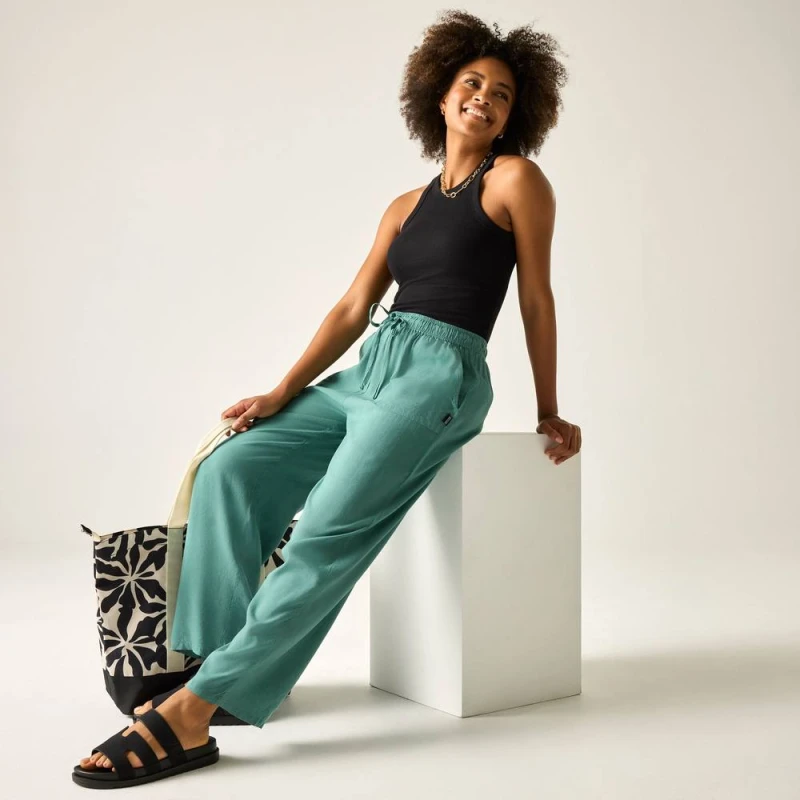 Image of Regatta Womens Elbrie Elasicated Drawcord Trousers in Teal Size: 8 Teal Female 8