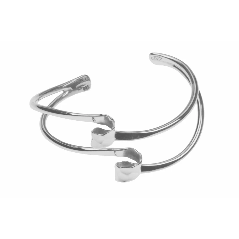 Image of Tianguis Jackson Womens Curled Stud Earrings Silver female One Size