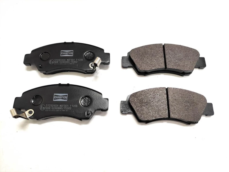 Image of Brake pad set CHAMPION 572324CH