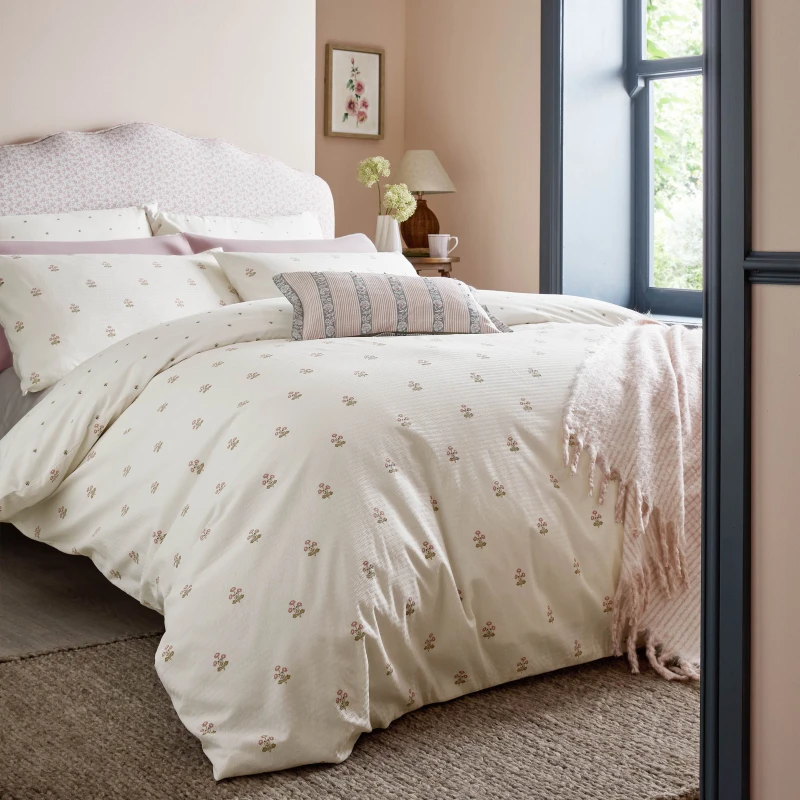 Image of Laura Ashley Harthill Daisy Duvet Cover Bedding Set Raspberry Pink
