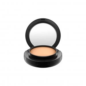 Image of MAC Studio Tech Foundation Nc35