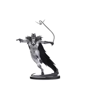 Image of Batman Black & White Statue By Kenneth Rocafort