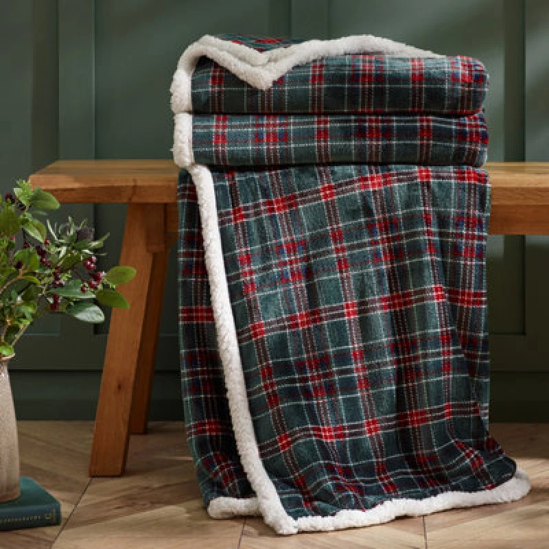 Image of Catherine Lansfield Tartan Sherpa Check Cosy Fleece 130X170Cm Blanket Throw Green