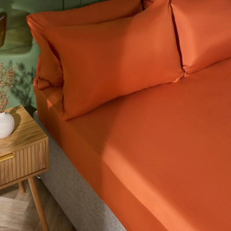Image of OHS OHS Ultra Soft Microfibre Plain Fitted Bed Sheet in Burnt Orange Size: Single Burnt Orange Single Unisex 5027434223312