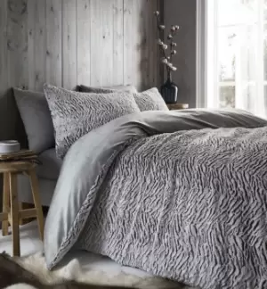 Image of Catherine Lansfield Wolf Fur Grey Bedding Set - Double
