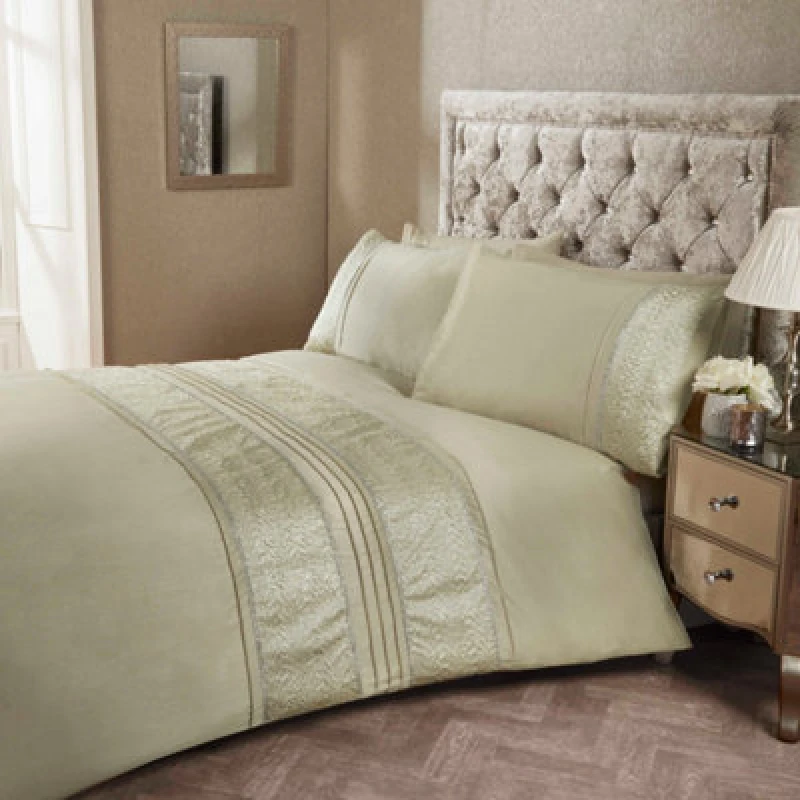 Image of Rapport Home Aurora Polycotton Duvet Cover Set With Pillowcase in Gold Size: Super King Gold Unisex Super King