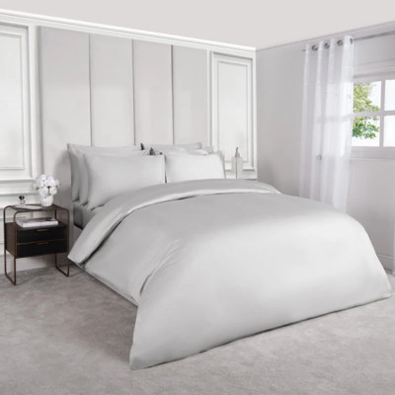 Image of OHS OHS 400 Thread Count Hotel Luxury Premium Quality Cotton Soft Duvet Cover Set in Silver Size: Single Silver Single Unisex 5027434156931