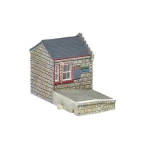 Image of Hornby Hogsmeade Station Booking Hall Model