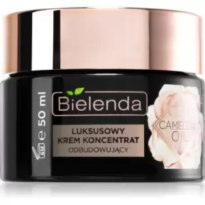 image of Bielenda Camellia Oil Resharping Cream 60+ 50ml