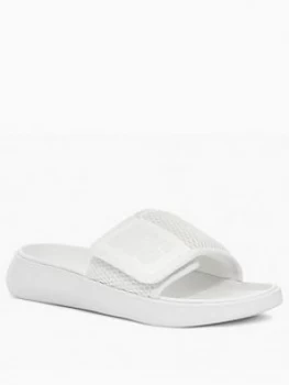 Image of UGG La Light Slide - White, Size 6, Women