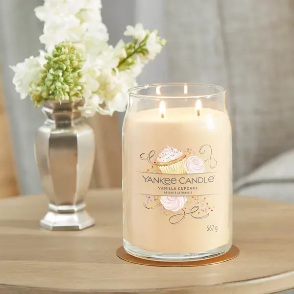 Image of Yankee Candle Vanilla Cupcake Scented Candle 567g