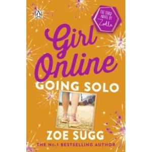 Image of Girl Online: Going Solo