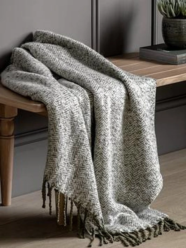 Image of Crossland Grove Ivy Throw Olive 1300X1800Mm, Green 5.05669E+12