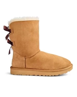 Image of Ugg Bailey Bow II