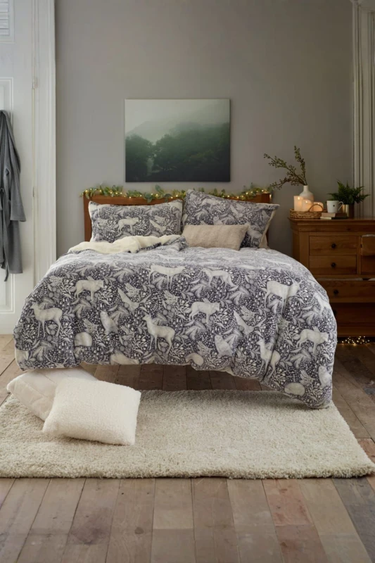 Image of Deyongs Deyongs Woodland Folk Animal Print Fleece Duvet Cover Set with Cosy Sherpa Reverse in Grey Size: Double Grey Double Unisex 5054990143884