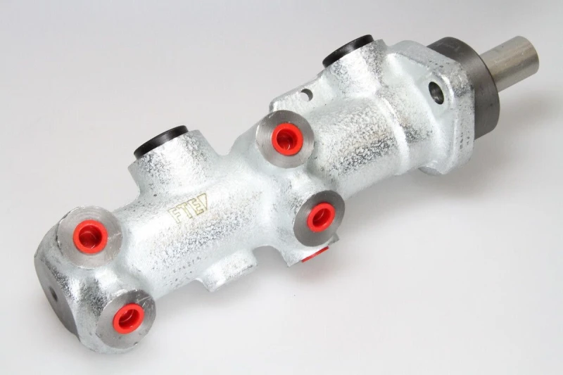 Image of Brake master cylinder FTE 9220383