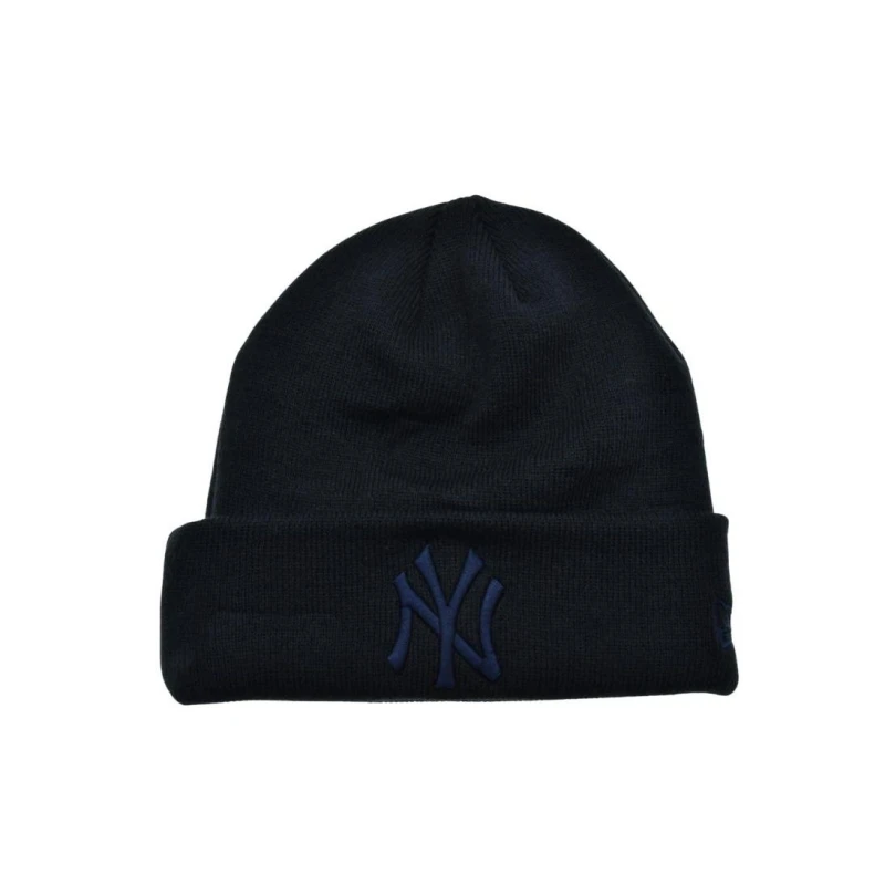 Image of new era New Era Men Yankees Cuffed Beanie in Navy Navy One Size Male 5063527879554