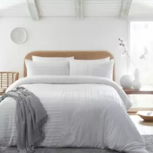 Image of Newbury Tufted Duvet Cover Set, White, Double - Appletree Loft