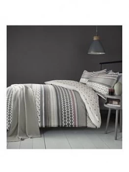 image of Fusion Retrace Duvet Cove Set