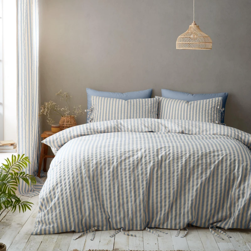 Image of Pineapple Elephant Zanzibar Yarn Dyed Stripe Duvet Set - Blue Blue WDW4Q Unisex Single