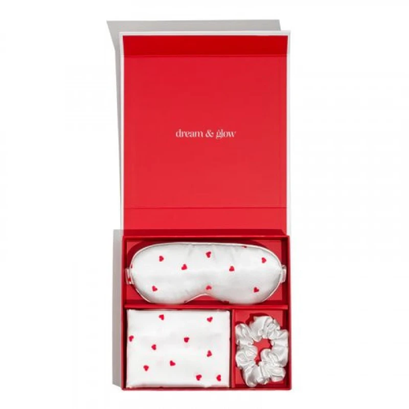Image of Silver Cloud Heart Print Satin Gift Set Infused with Silver Ions White unisex