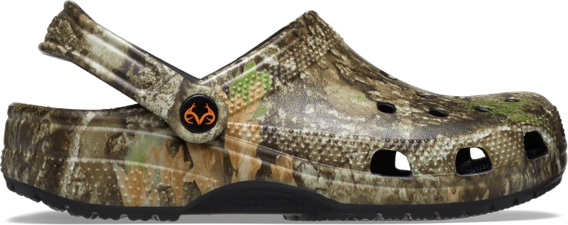 Image of Crocs Unisex Realtree APX Classic Clogs Multi M10