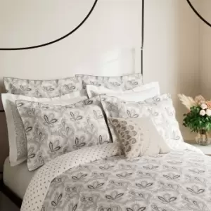 image of V&A Aarya Double Duvet Cover, Ivory