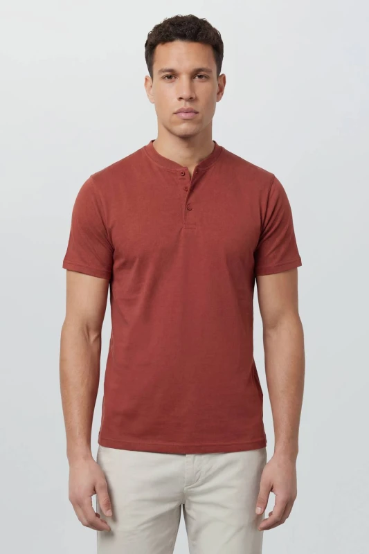 Image of Burton Burton Men Burnt Brown Grandad Neck T-Shirt Size: Small Brown S Male 5045773965175