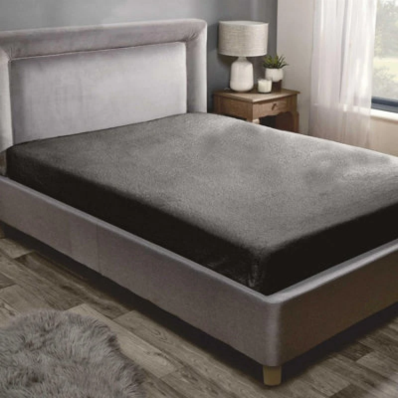 Image of Rapport Home Teddy Fleece Plain Fitted Bed Sheets in Charcoal Size: Double Charcoal Unisex Double