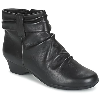 Image of Clarks Matron Ella womens Low Ankle Boots in Black,4,4.5,7