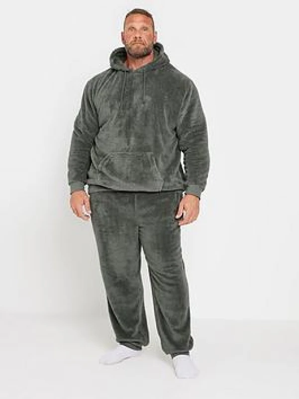 Image of BadRhino BadRhino Men Borg Lounge Set in Grey Size: 5-6X-Large Grey 5-6XL Male 5063111539178