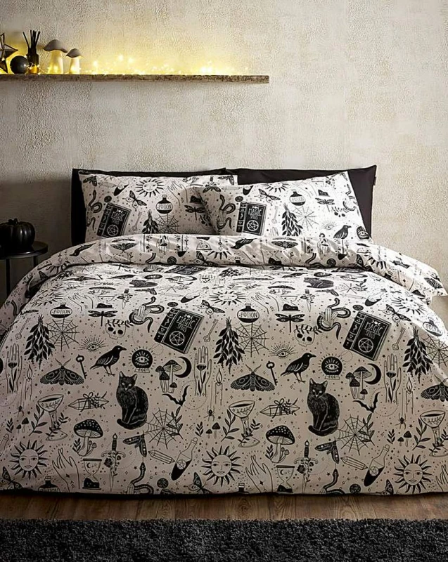 Image of Catherine Lansfield Catherine Lansfield Witchcraft Duvet Set Black/Natural - Catherine Lansfield - Size: KING Black/Natural KING WP33103