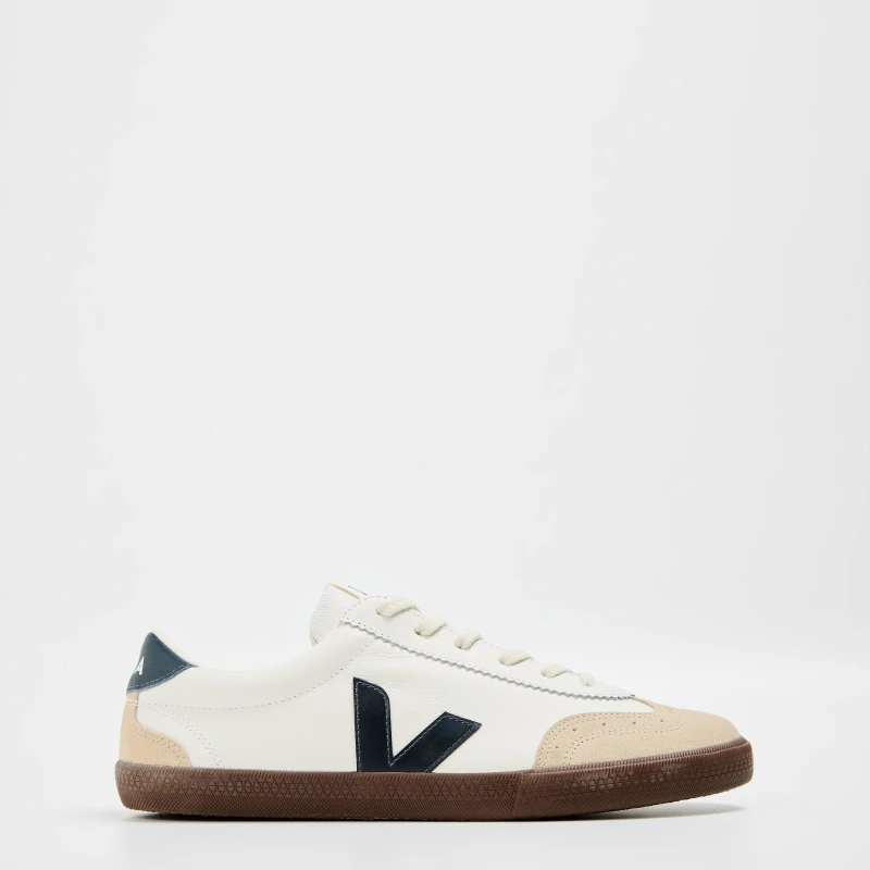 Image of Veja Volley Organic Traced Leather Mens Fashion Trainers - White Nautico Bark - Size:UK 7