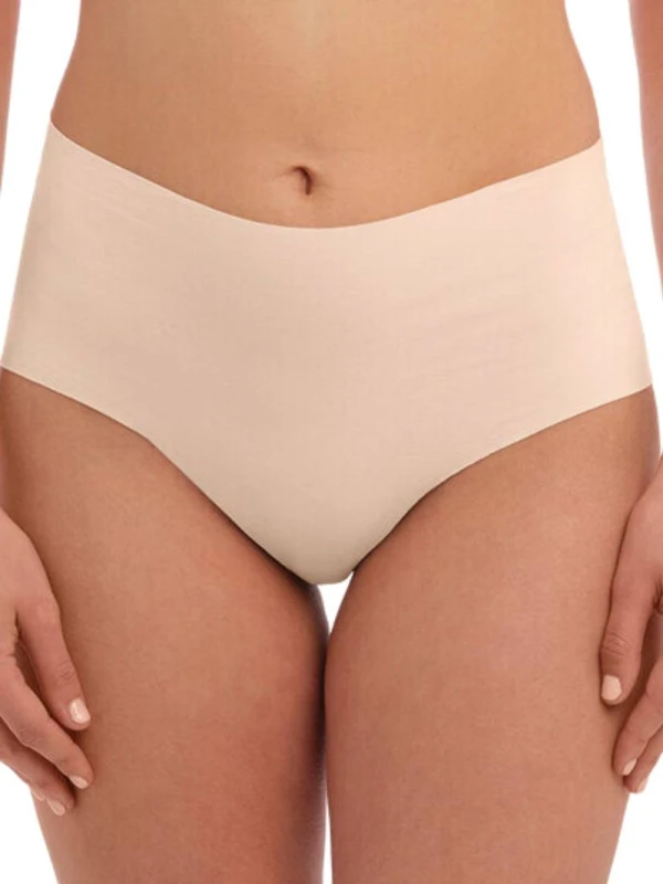 Image of Wacoal Womens Accord Full Brief in Nude Size: 12 Nude Female 12