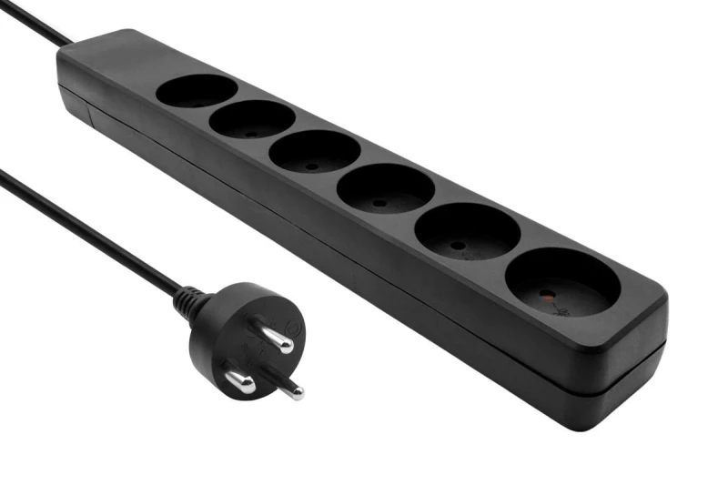 Image of Microconnect MC-GRU0610DKB power extension 10 m 6 AC outlet(s) Indoor