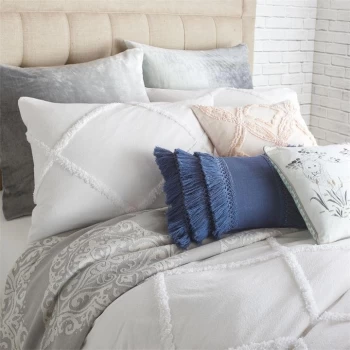 Image of Peri Home Chenille Lattice Pillow Case Std Grey - WHITE