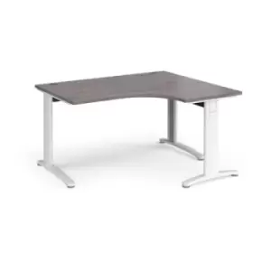 image of TR10 deluxe right hand ergonomic desk 1400mm - white frame and grey oak top