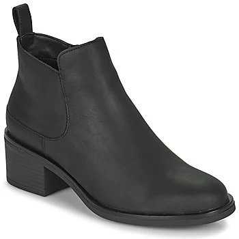 Image of Clarks MEMI ZIP womens Low Ankle Boots in Black,4,5,5.5,6.5,7,8,3,4.5,7.5,6