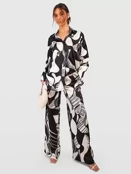 image of Boohoo Abstract Print Relaxed Wide Leg Trouser - Black, Size 10, Women