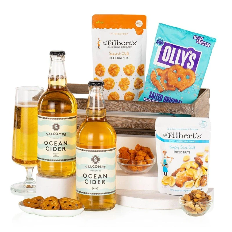 Image of Virginia Hayward Virgina Hayward Cider & Treats Crate Multi unisex Small