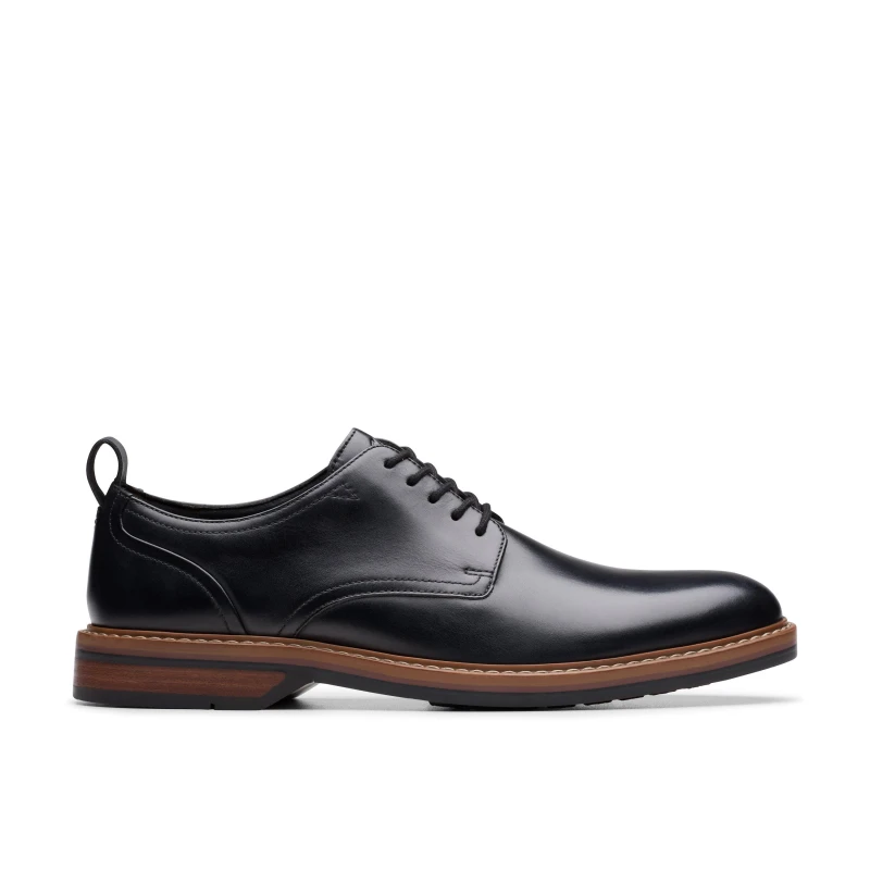 Image of Clarks Clarks Men Aldwin Lace Black Leather Lace Up,Derby Shoes Size: 7-Standard Fit Black 7-Standard Fit Male 5063421363425