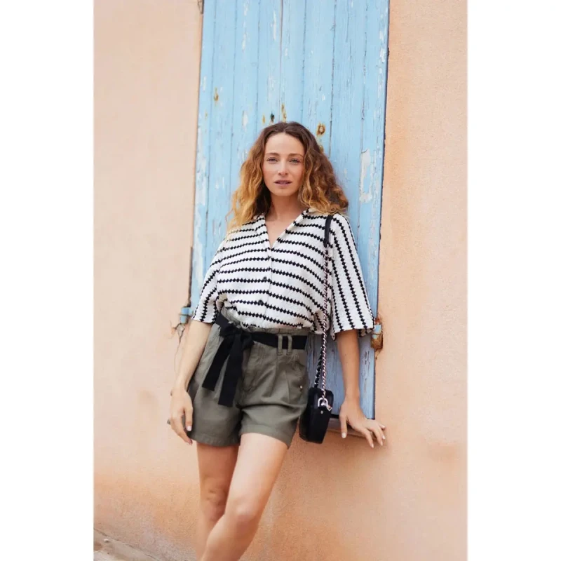 Image of Le Temps des cerises Womens shorts Le Temps des cerises AMB Gris Female 24