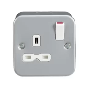 Image of KnightsBridge Metal Clad 13A 1G DP Switched Socket