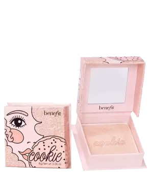 image of Benefit Cosmetics Cookie Highlighter - Superfine Shimmer Powder Buildable Full In Golden Pearl, Size: Full Size