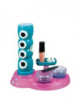 Image of Shaky Pop Nail Studio