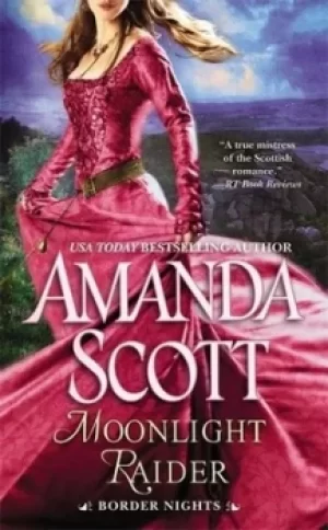 Image of Moonlight raider by Amanda Scott