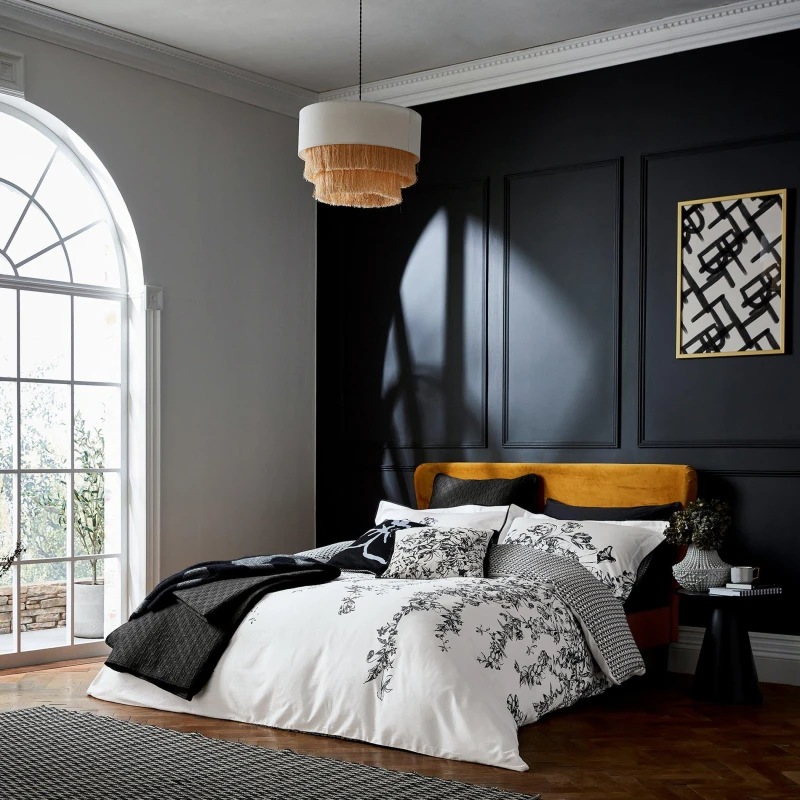 Image of Ted Baker 'Elegnce Floral Border' Duvet Cover Set in Black Size: Super King Black Super King Unisex 5016709719162